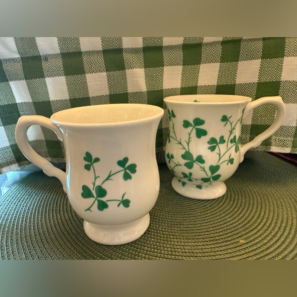 St. George shamrock mugs - set of 2